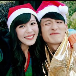 被迫夹跳蛋不许穿内裤
